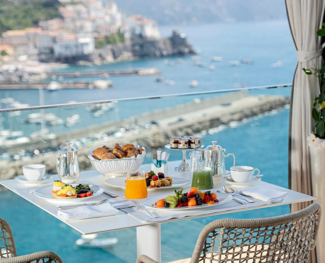 *****  Hotel Miramalfi Italy